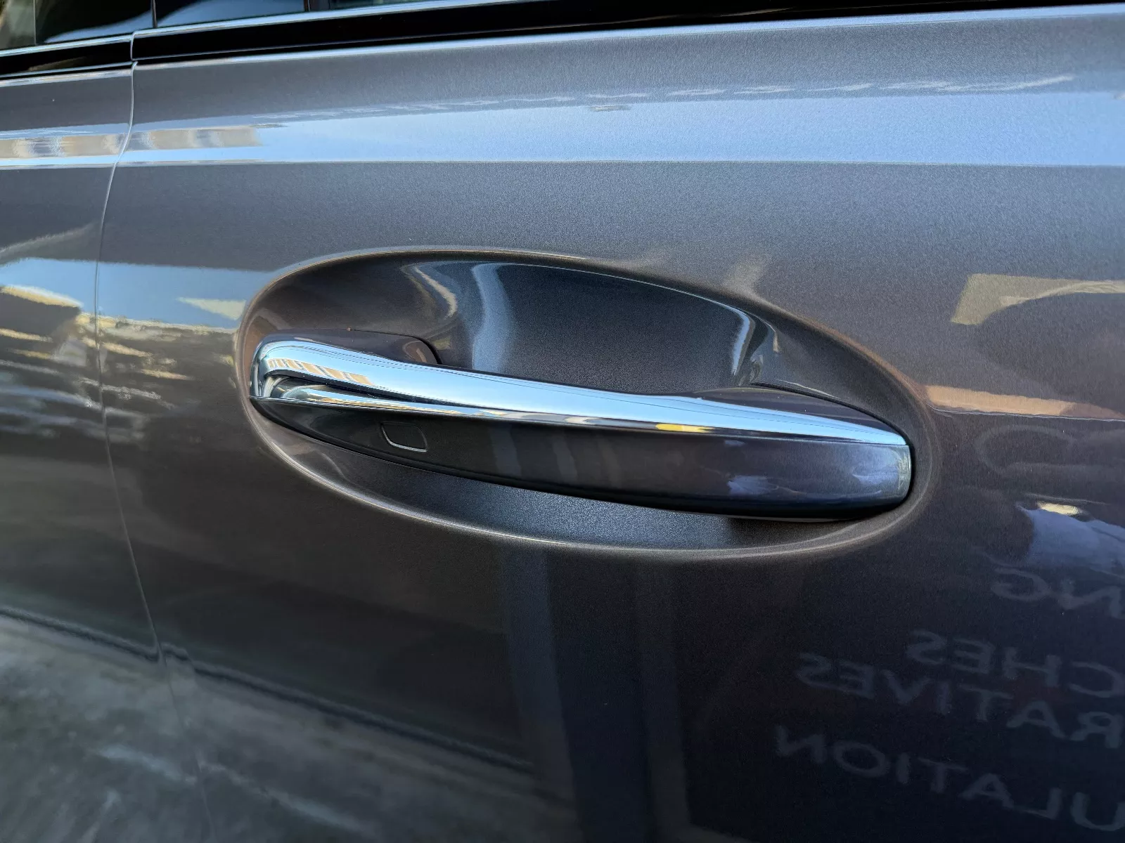 Photo de MERCEDES GLB