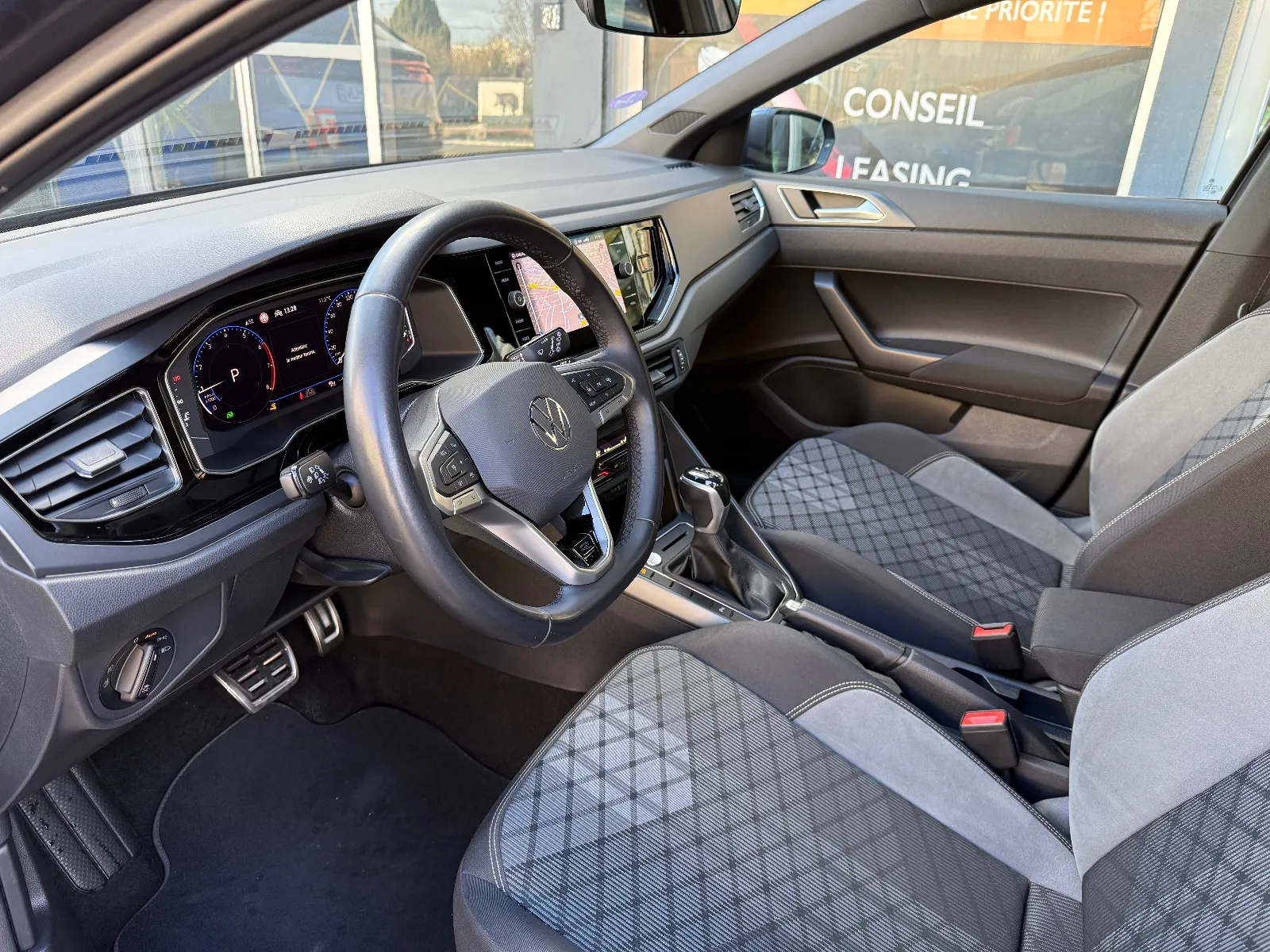 Photo de VOLKSWAGEN POLO