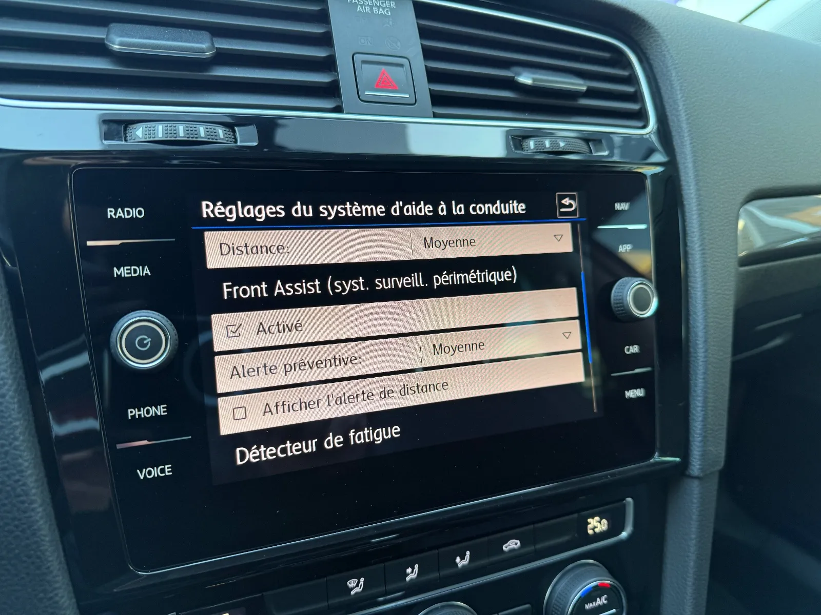 Photo de VOLKSWAGEN GOLF