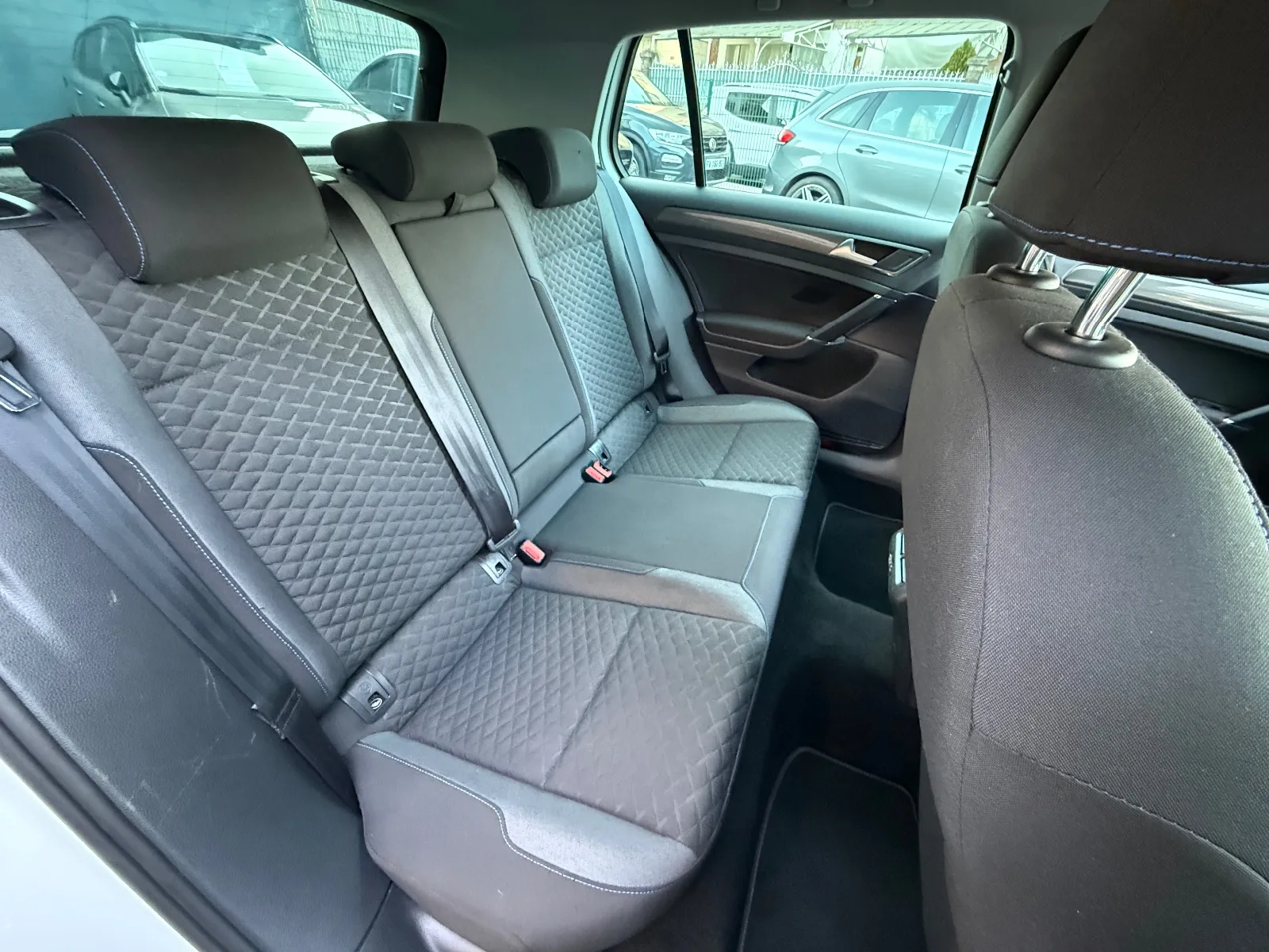 Photo de VOLKSWAGEN GOLF