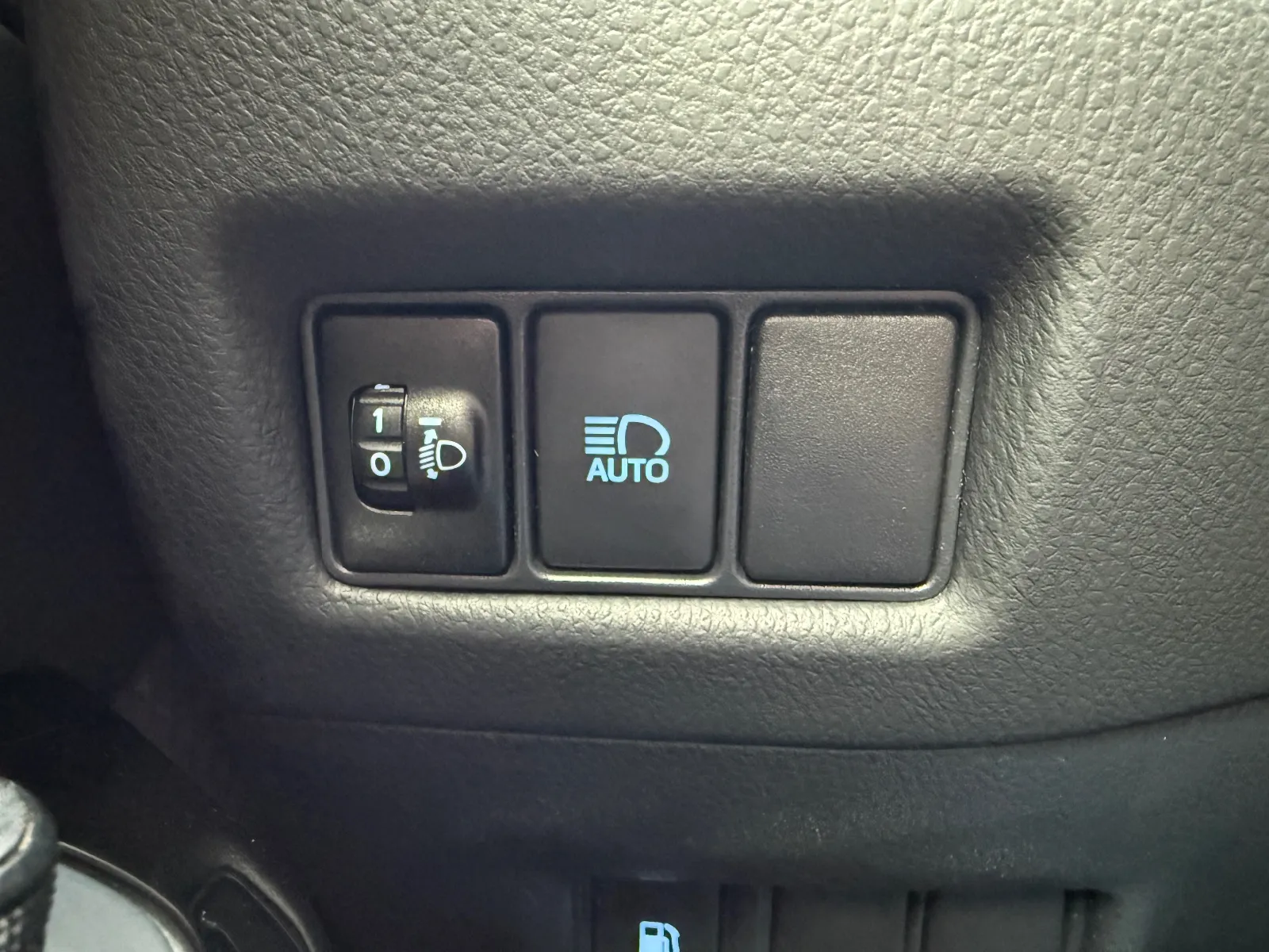 Photo de TOYOTA C-HR HYBRIDE MY22