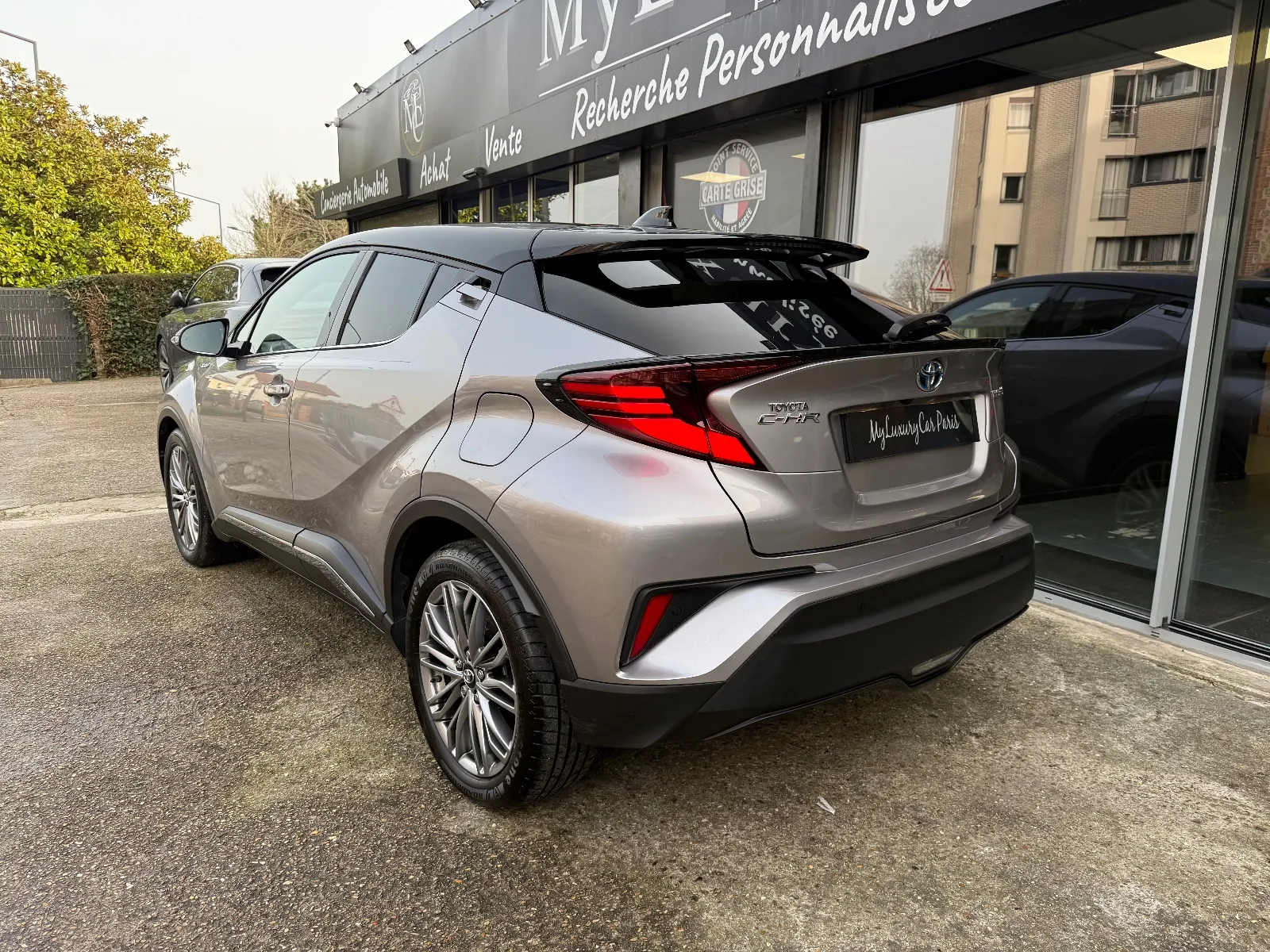 Photo de TOYOTA C-HR HYBRIDE MY22