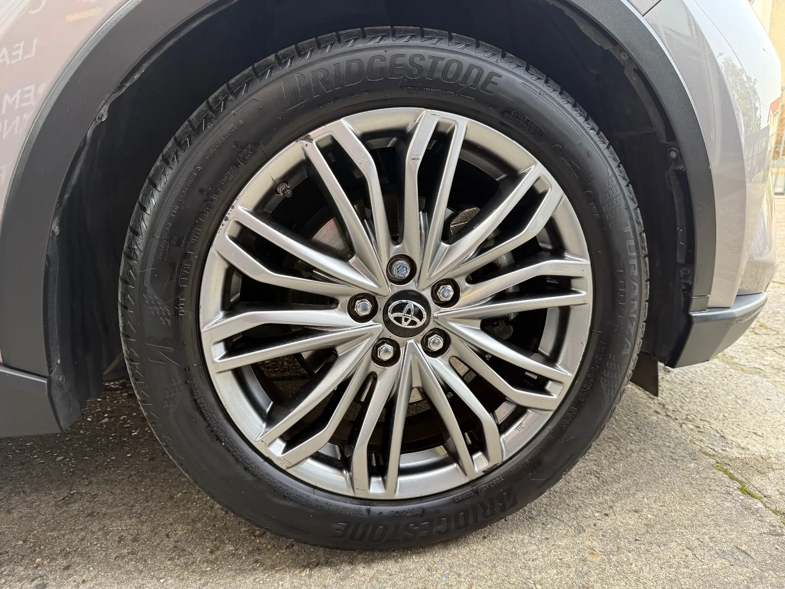 Photo de TOYOTA C-HR HYBRIDE MY22