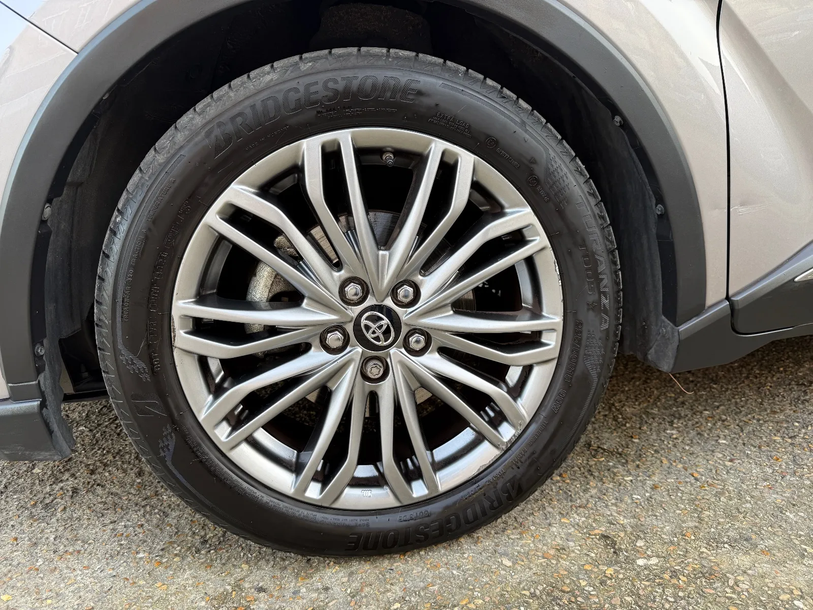 Photo de TOYOTA C-HR HYBRIDE MY22