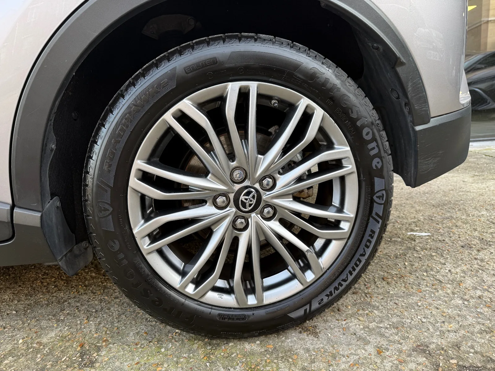 Photo de TOYOTA C-HR HYBRIDE MY22