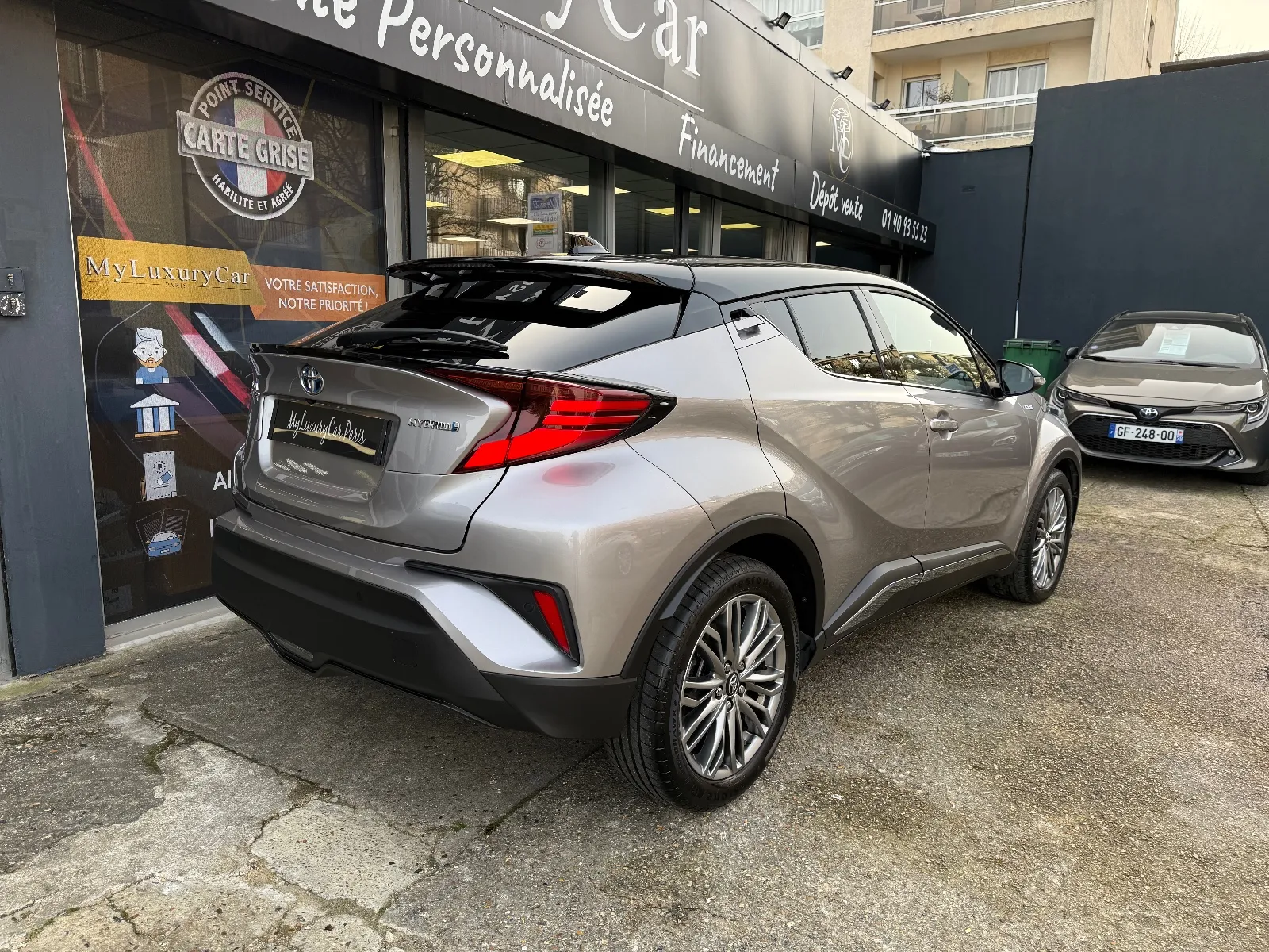 Photo de TOYOTA C-HR HYBRIDE MY22