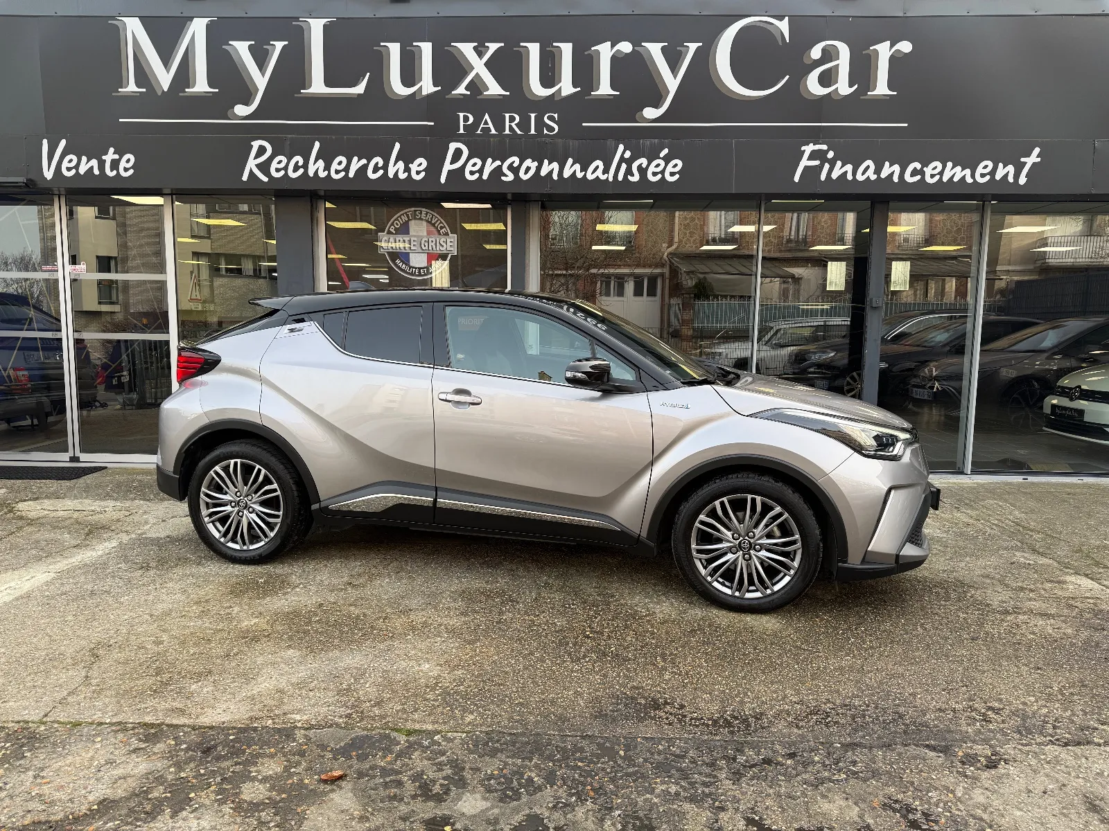 Photo de TOYOTA C-HR HYBRIDE MY22