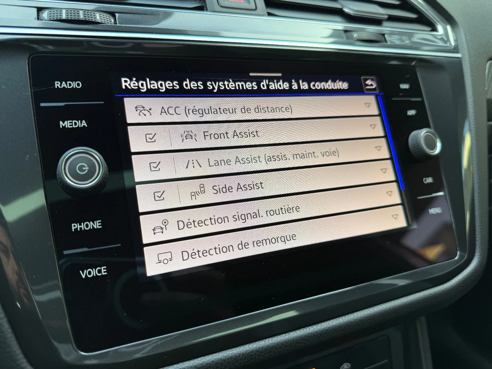 Photo de VOLKSWAGEN TIGUAN