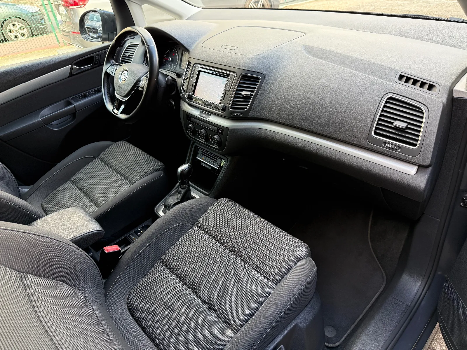 Photo de VOLKSWAGEN SHARAN