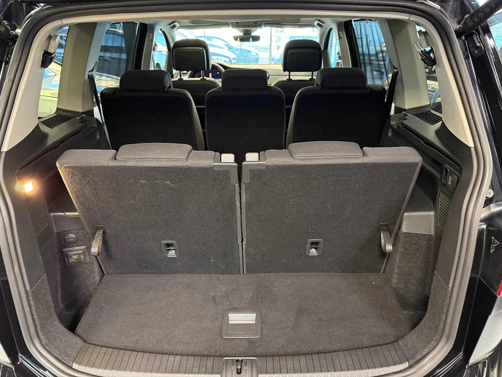 Photo de VOLKSWAGEN TOURAN