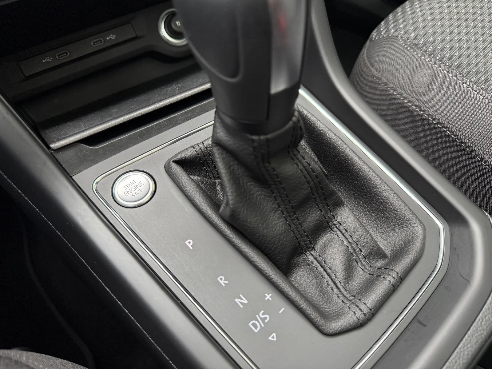 Photo de VOLKSWAGEN TOURAN