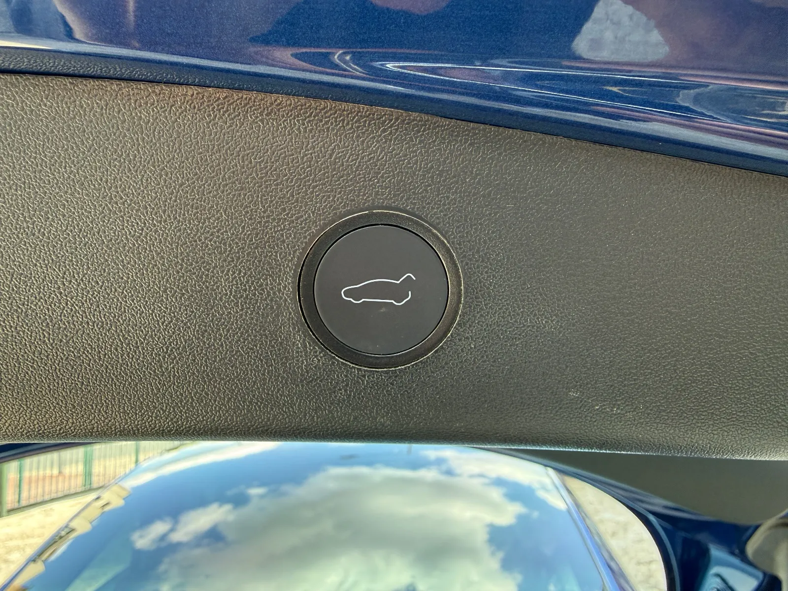 Photo de TESLA MODEL 3