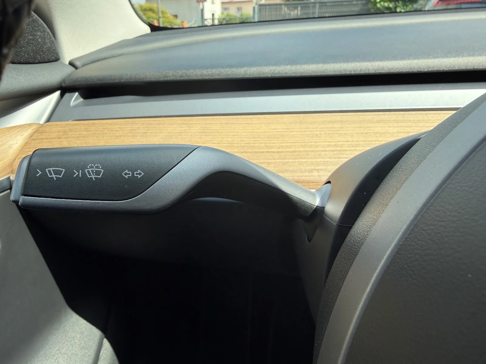 Photo de TESLA MODEL 3