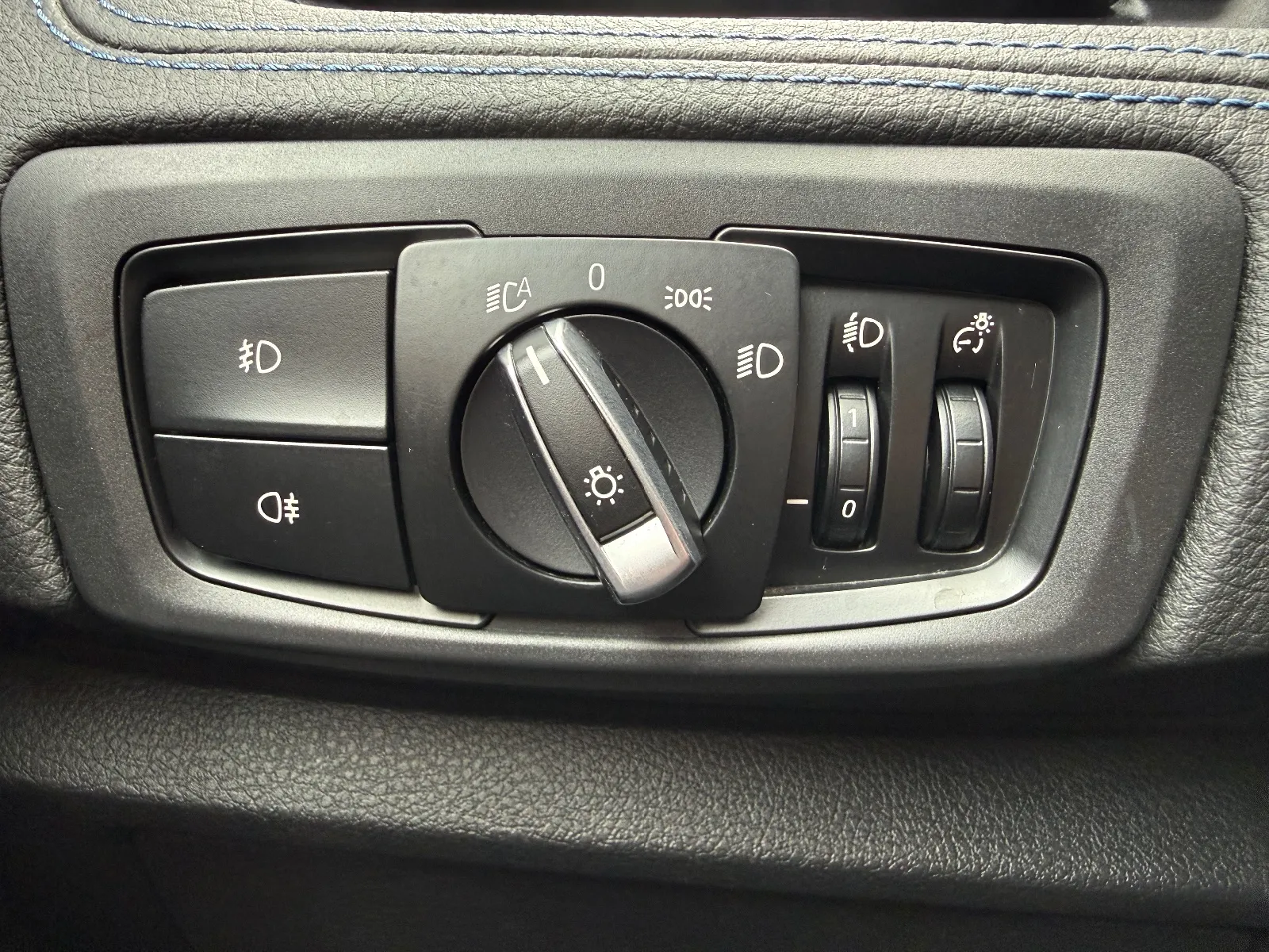 Photo de BMW SERIE 2