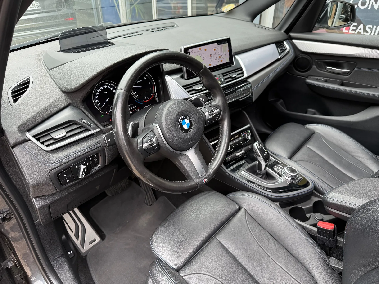 Photo de BMW SERIE 2