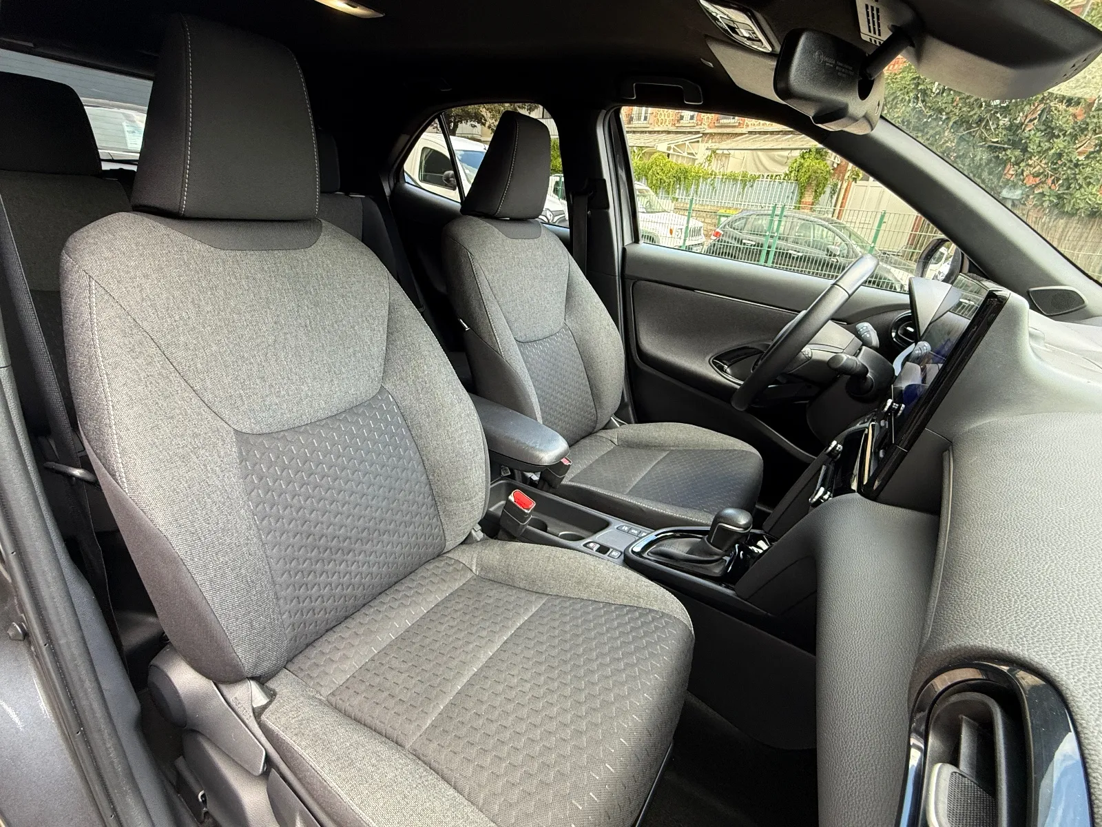 Photo de TOYOTA YARIS CROSS HYBRIDE MY22