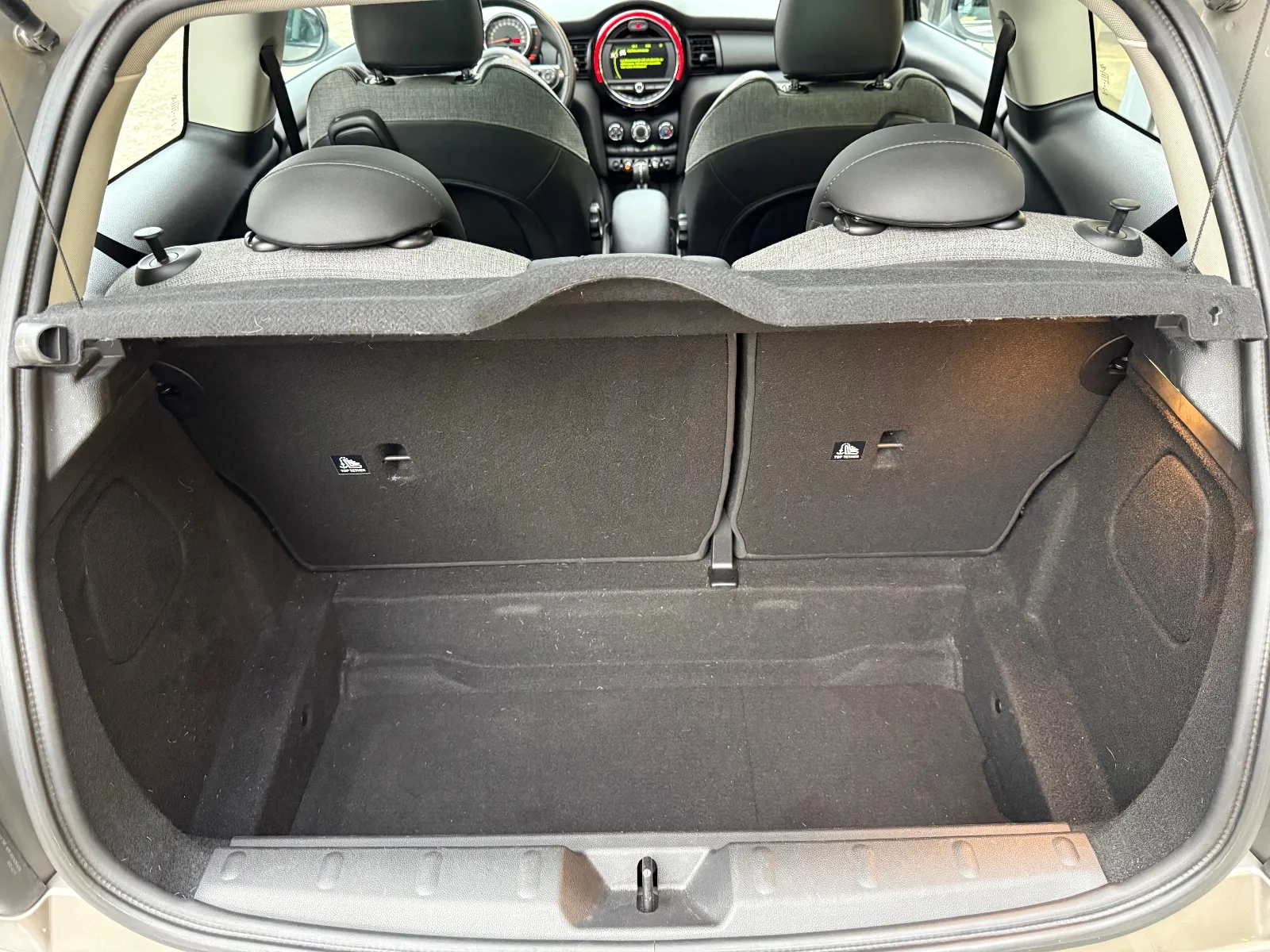 Photo de MINI HATCH 3 PORTES F56