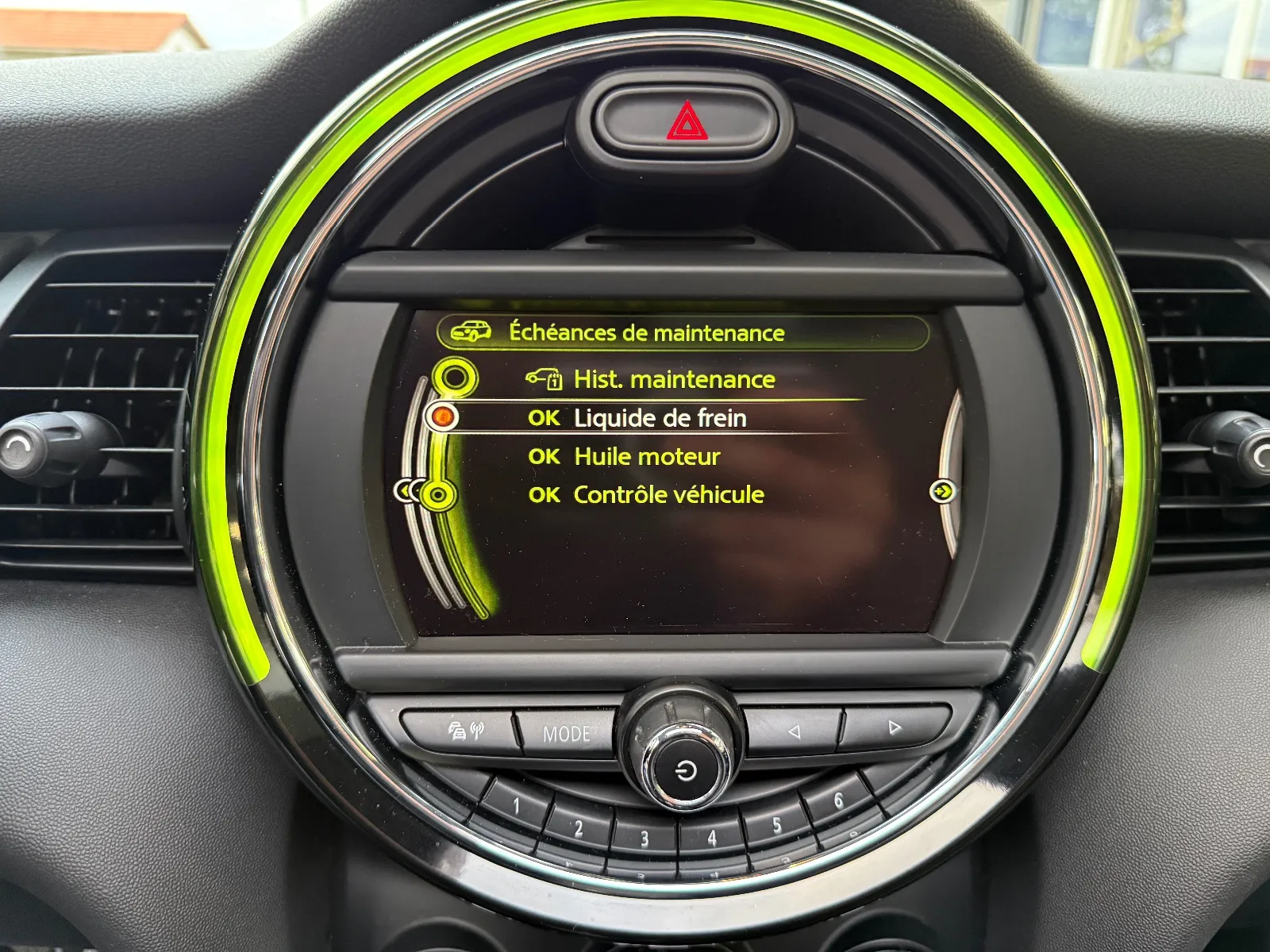 Photo de MINI HATCH 3 PORTES F56