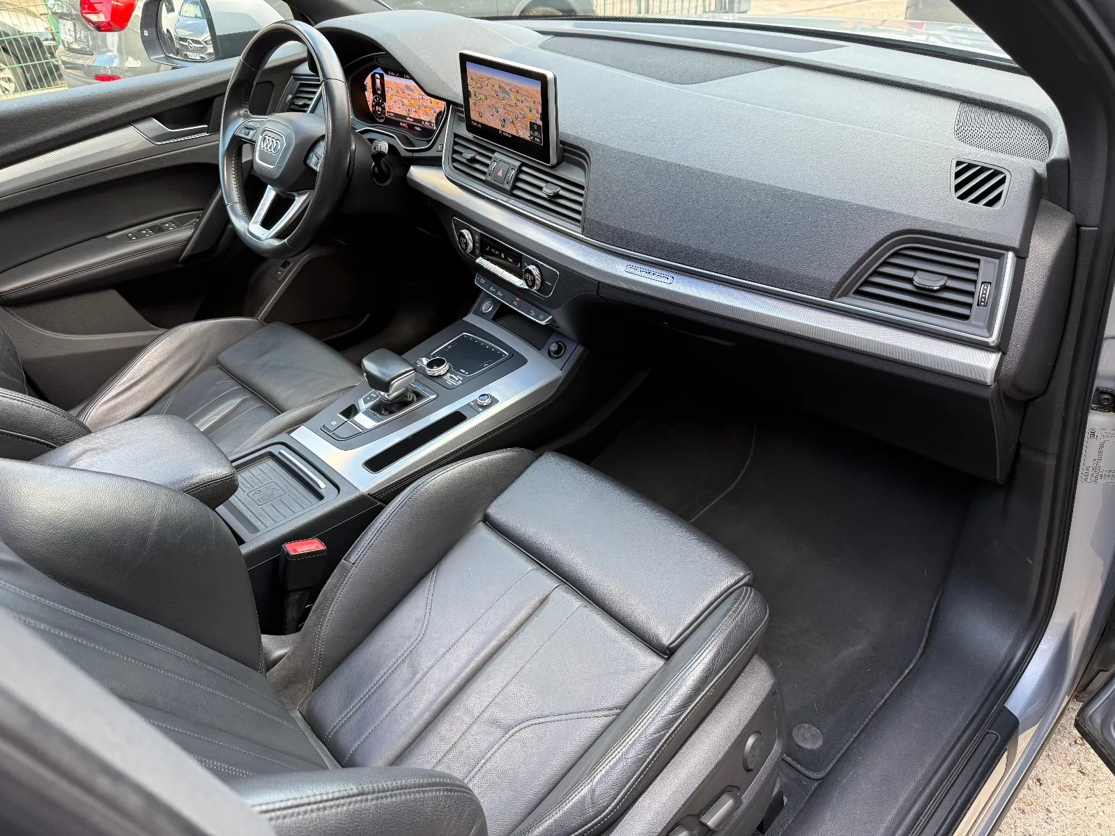 Photo de AUDI Q5