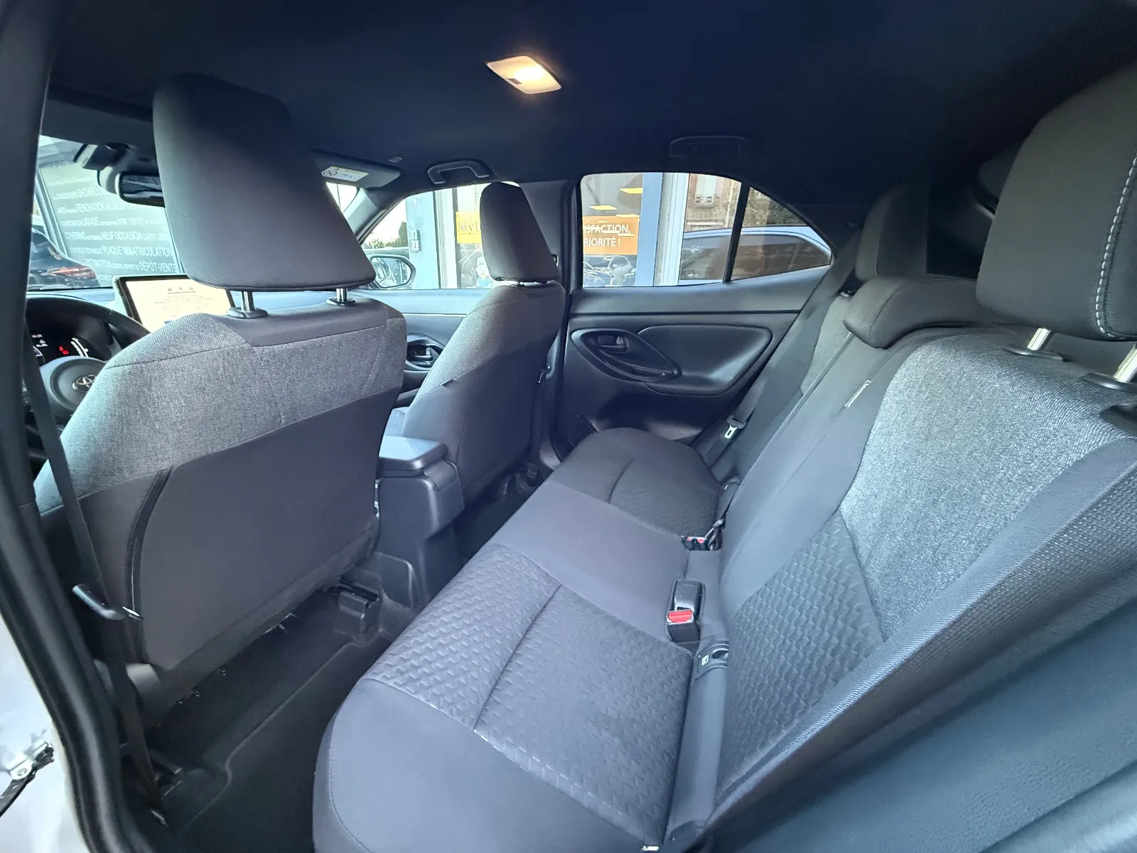 Photo de TOYOTA YARIS CROSS HYBRIDE MY22